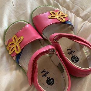 Livie & Lucca size 1 girls sandals